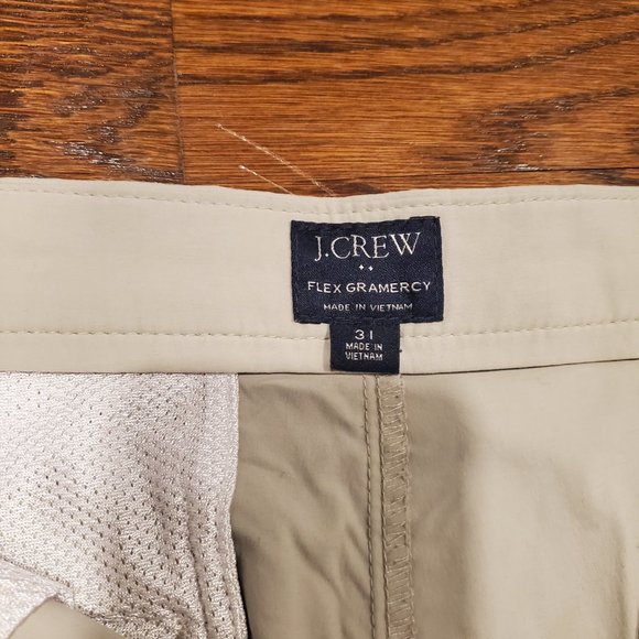J. Crew 8" Flex Gramercy Tech Short in Stone - Picture 4 of 6